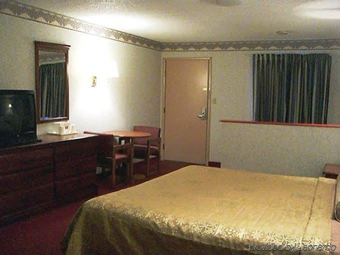 Red Carpet Inn Williamstown Rum bild